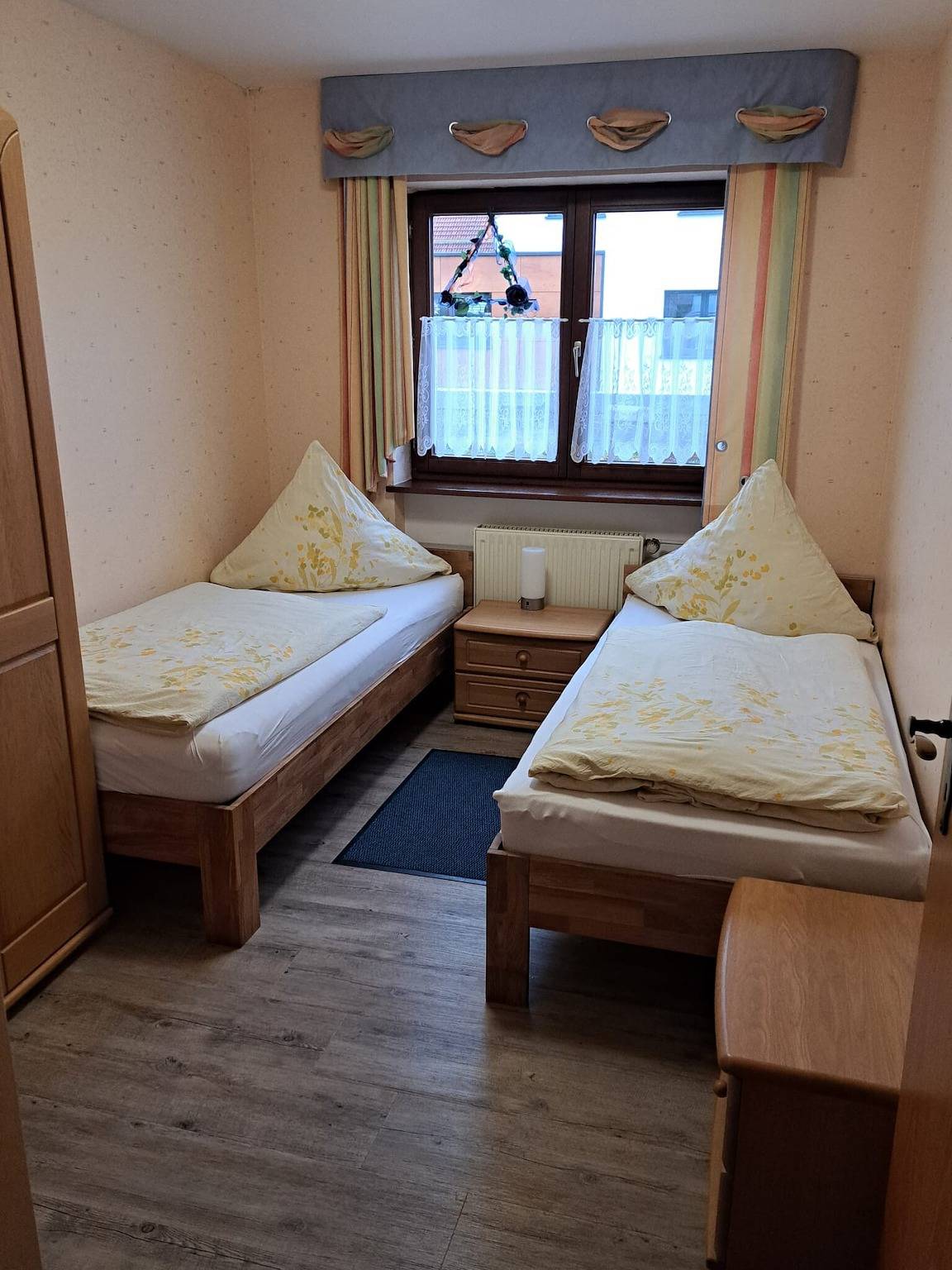 Ganze Wohnung, Pension Andrea: Ferienwohnung 1 mit privater Terrasse und Wlan in Herbstein, Vogelsberg Region