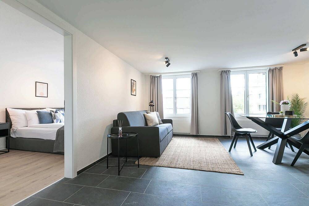 Entire apartment, Book2stay 2-room apartment #2 Rosenberg up to 4 people in St. Gallen, Lake Constance (Switzerland)