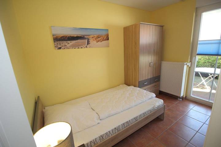 Ganze Wohnung, Ferienwohnung Kranichglück - im Herzen der Halbinsel Jasmund in Neddesitz, Sagard