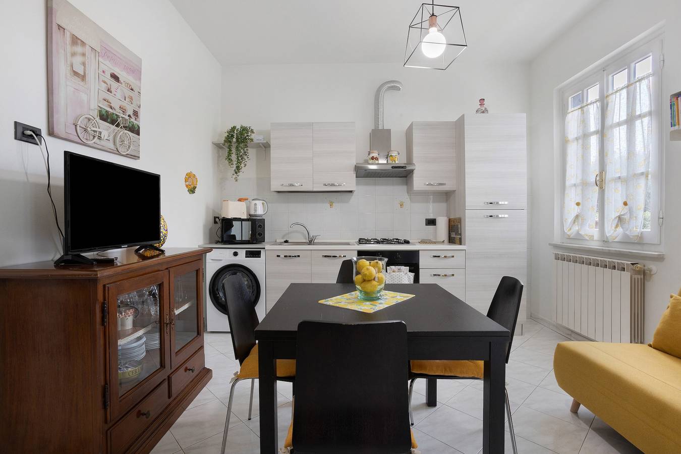 Appartement entier, Appartement 'Lunigiana - Casa Anita avec jardin privé, Wi-Fi et climatisation' in Colombiera-Molicciara, Castelnuovo Magra