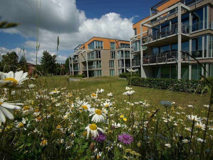 Ferienwohnung für 2 Personen, mit Balkon und Terrasse sowie Garten in Travemünde
