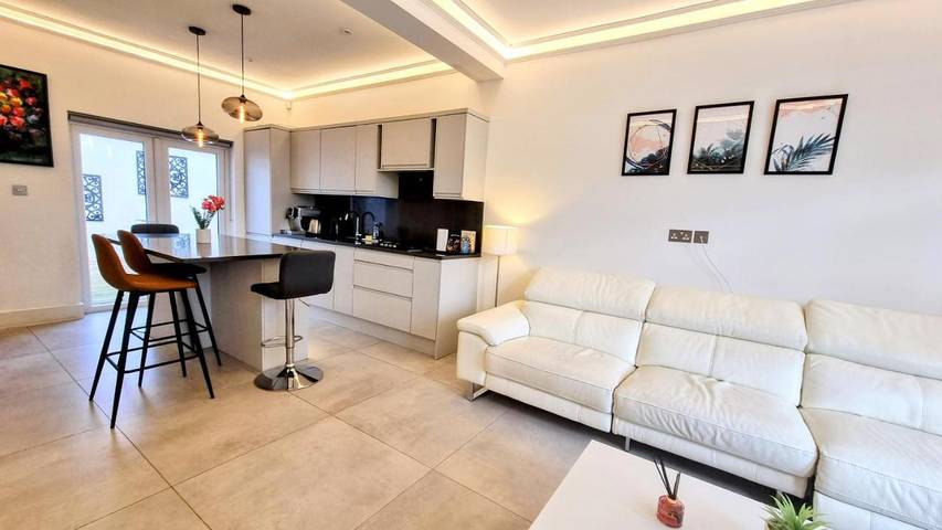 Location de vacances pour 7 personnes, avec jardin dans Surbiton - 2