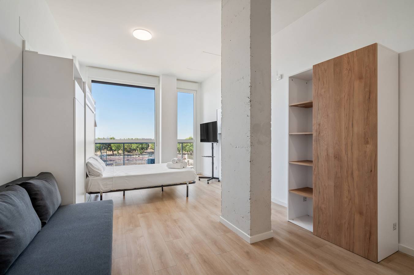 Apartamento entero, Apartamento con piscina y garaje de alquiler temporal in Madrid, Provincia de Madrid