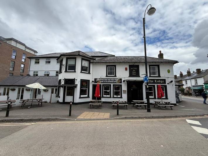 Apartment for 3 people, with garden, child-friendly in Surrey