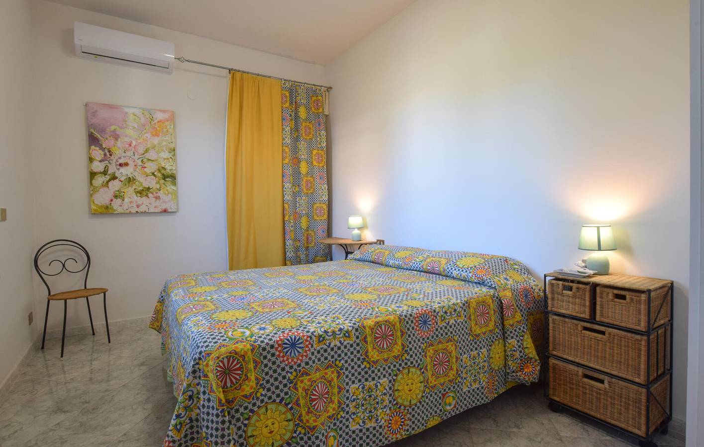 Apartamento vacacional entero, Acogedor apartamento junto a la playa con aparcamiento y terraza in Misilmeri, Provincia de Palermo
