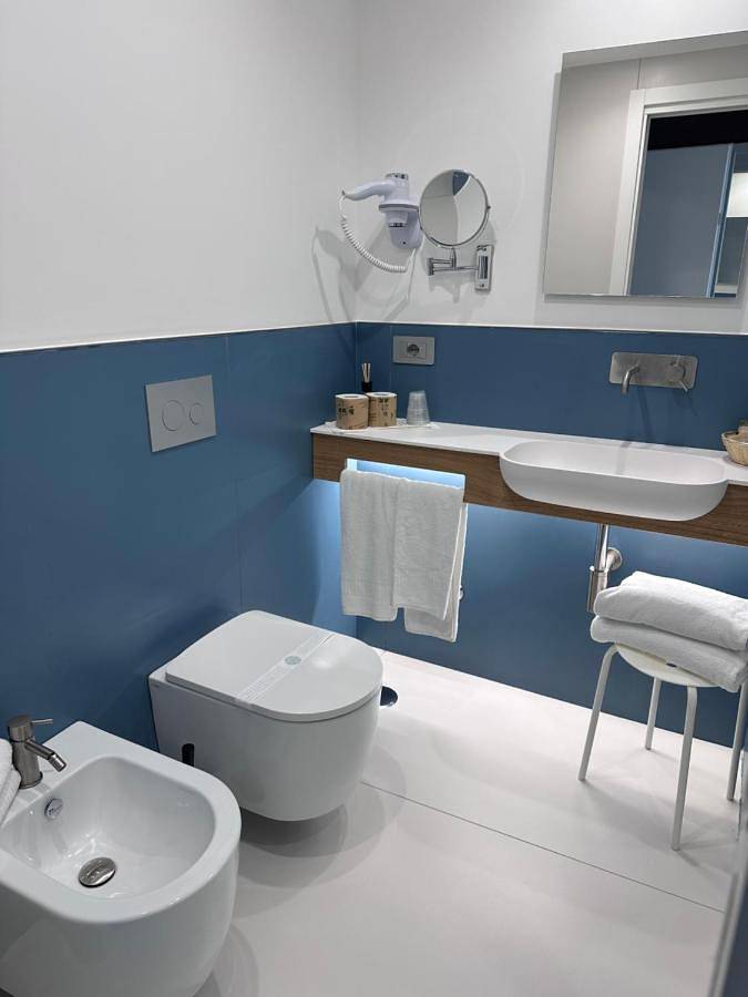 Hôtel pour 2 personnes, avec vue ainsi que piscine et jardin, animaux acceptés à Ercolano - 2