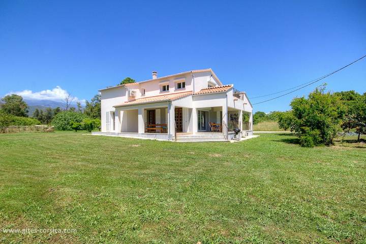 A Traversa in Prunelli-di-Fiumorbo, Parc naturel régional de Corse