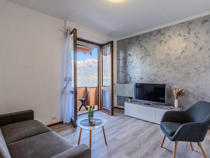 Ferienwohnung für 4 Personen, mit Balkon und Ausblick sowie Seeblick in der Lombardei - 3