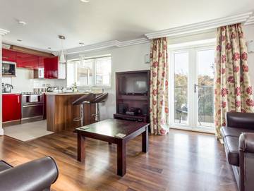 Cottage for 2 People in Bournemouth, South West England, Photo 1