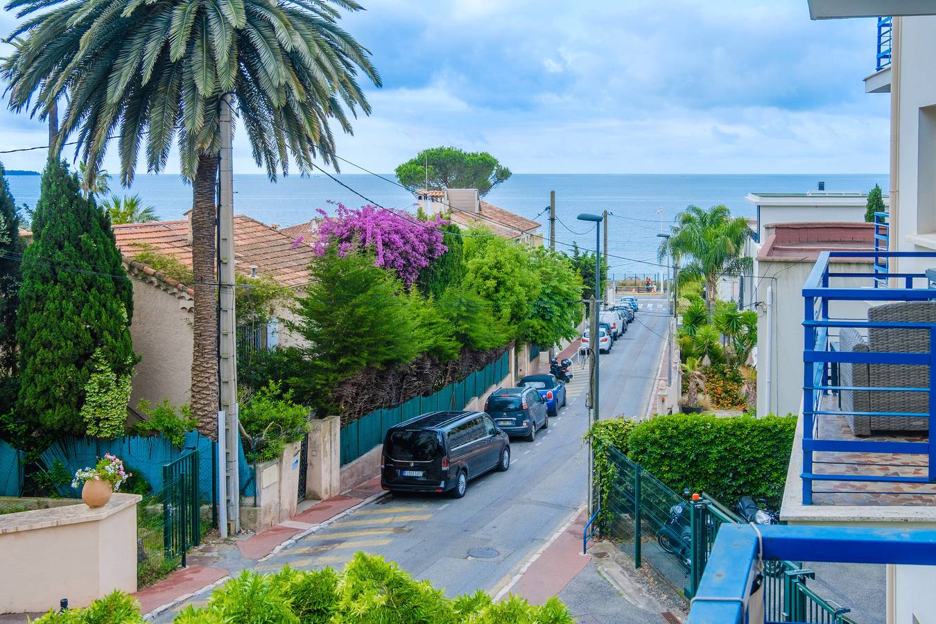 Hel lejlighed, Apartment 'Les Pins' with Sea View, Wi-Fi and Air Conditioning in Cannes, Cannes og omegn