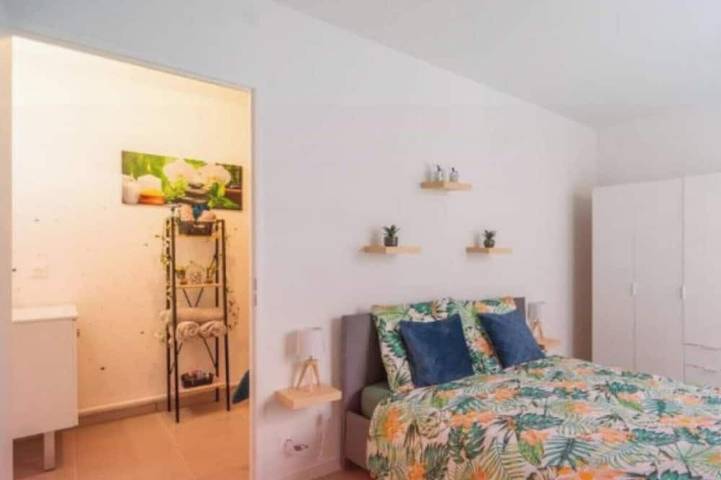 Appartement de vacances pour 4 personnes, avec balcon et jardin à Athis-Mons