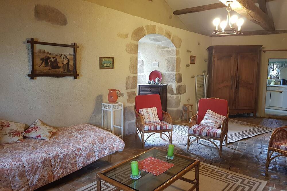 Apartamento entero, La Blandinière, your character gite for 7 to 9 people. in La Chapelle-Largeau, Mauléon