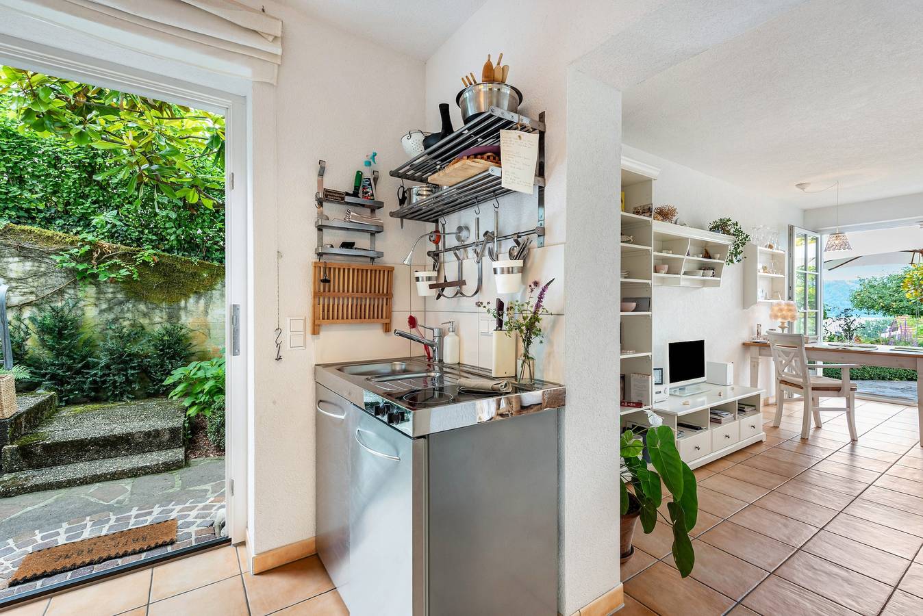 Appartement 'Romantica' met uitzicht op het meer, privéterras en wifi, foto 8