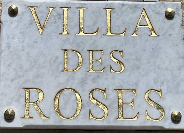 Chambre d’hôte pour 2 personnes, avec piscine ainsi que vue et jardin à Nîmes - 2