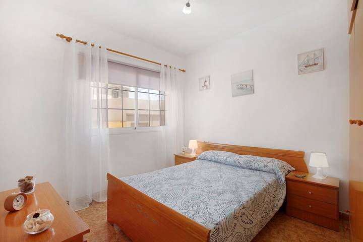 Apartamento entero, Apartamento de vacaciones 'Las Arenas Medio' con Wi-Fi in Las Arenas, Arico