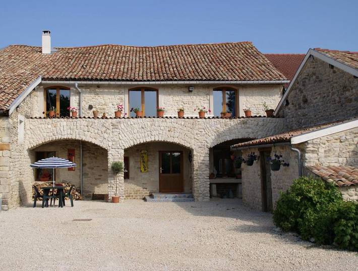 Location de vacances pour 2 personnes, avec terrasse et vue à Levoncourt