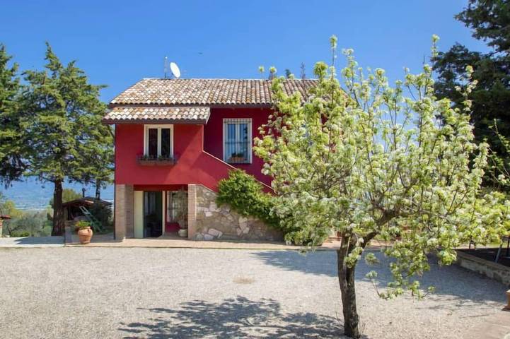 Casa vacanza per 13 persone, con giardino e piscina nonché balcone, con animali domestici - 1