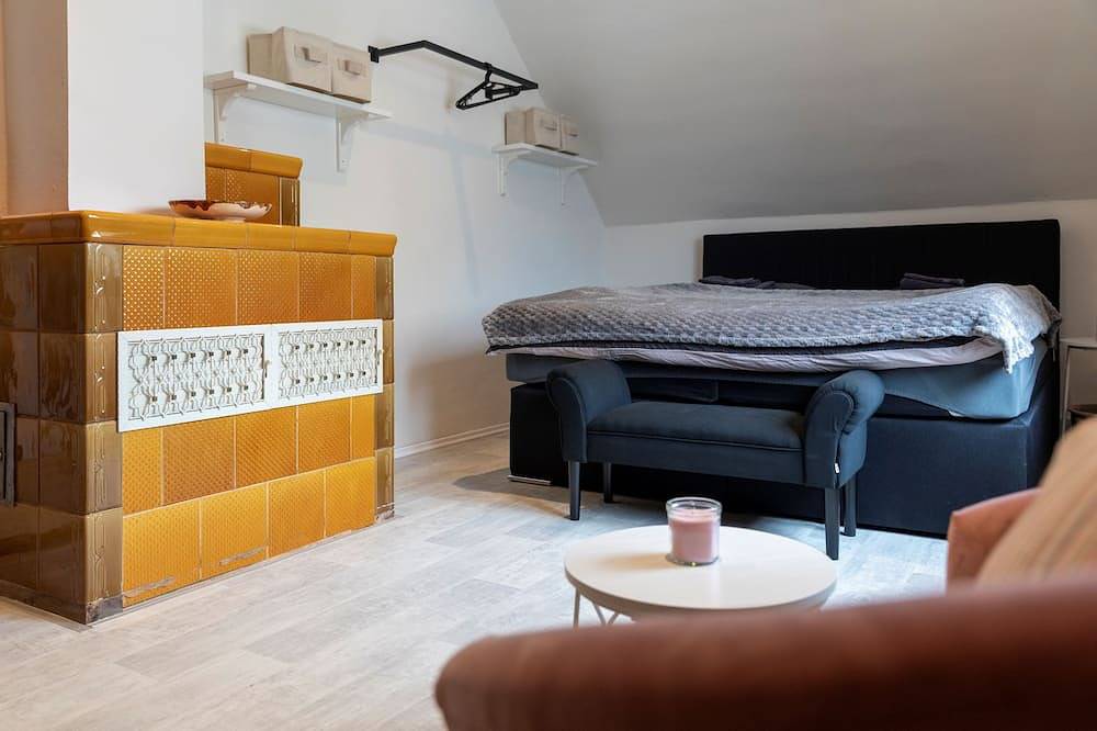 Ganze Wohnung, Ferienwohnung Sophie - Ferienhaus Enessa in Lauchhammer, Naturpark niederlausitzer heidelandschaft (Brandenburg)