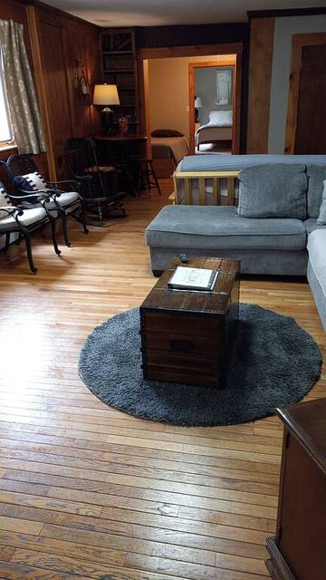 Lodge for 10 Guests in Stark, New Hampshire, Picture 4