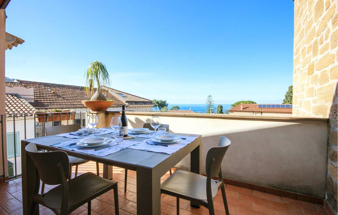 Appartamento intero, Appartamento sul mare con terrazza e Wi-Fi - 200 m dalla spiaggia in San Marco (Cilento), Cilento