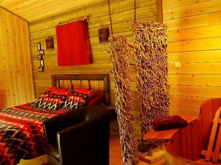 Location de vacances pour 2 personnes, avec terrasse et vue sur le lac, animaux acceptés à Suzy - 2