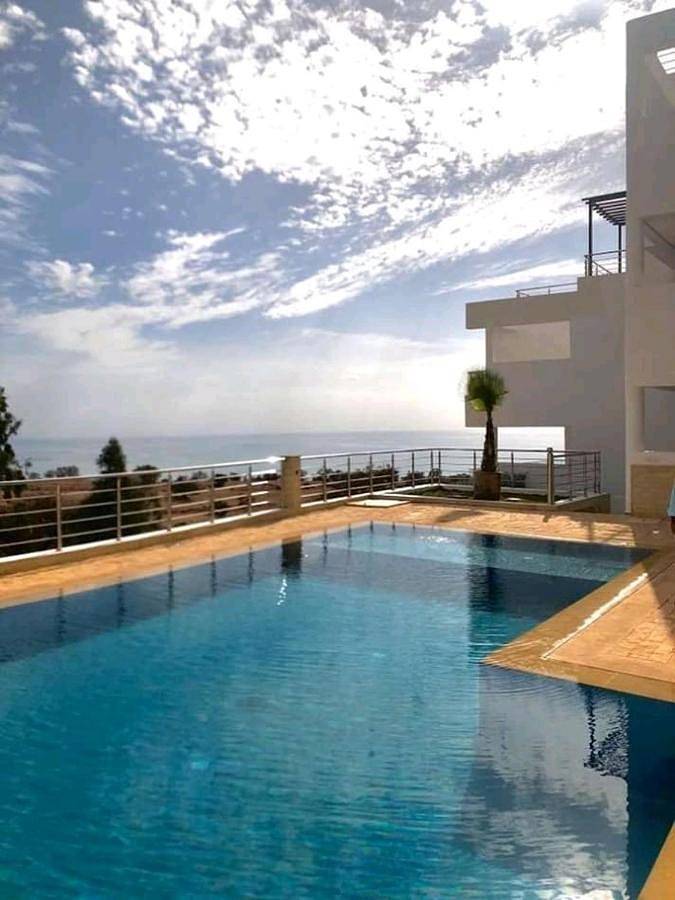 Appartement de vacances pour 4 personnes, avec vue et bassin pour enfant ainsi que piscine et jardin - 1