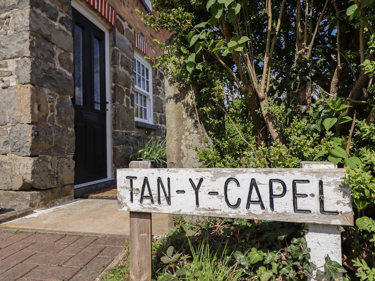Tan Y Capel in Powys