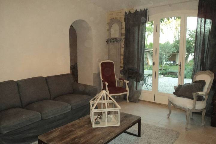 Gîte pour 13 personnes, avec jardin et piscine à Piolenc - 3