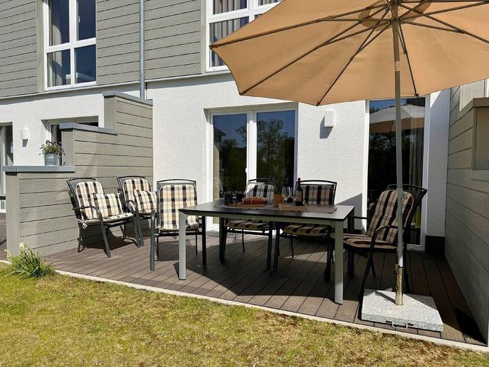 Ferienhaus mit Meerblick für 6 Personen, mit Terrasse und Sauna in Schillig
