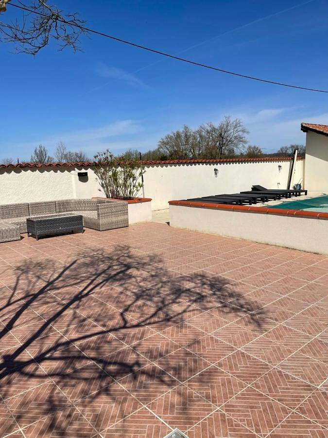 Villa pour 14 personnes, avec vue ainsi que jardin et piscine, animaux acceptés dans les Hautes-Pyrénées - 4