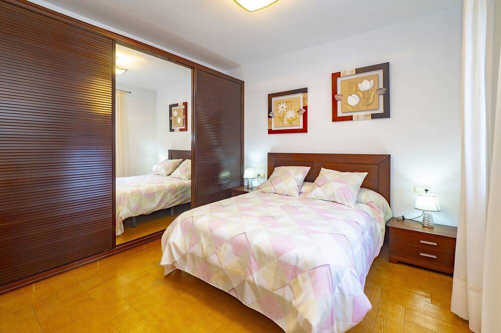 Entire apartment, Cubo's Center House Gerald Brenan / urban / city center / free wifi in Alhaurín el Grande, Málaga Province
