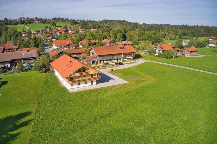 Ferienwohnung für 4 Personen, mit Balkon und Ausblick in Gaißach
