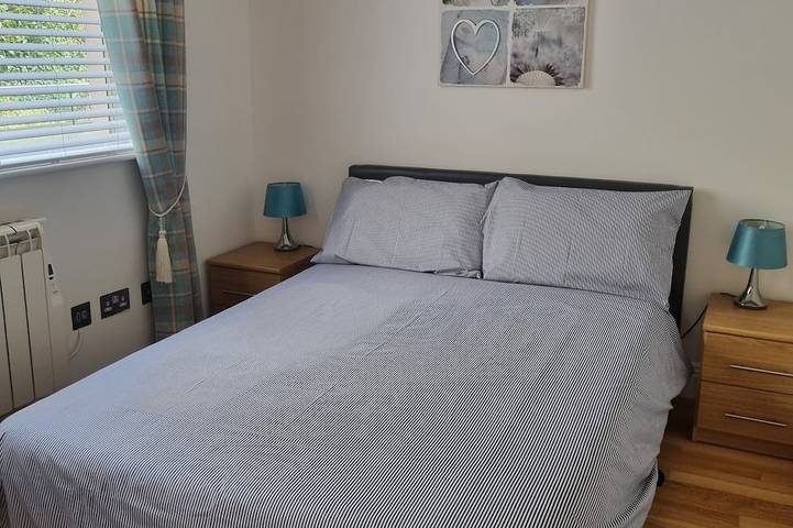 Appartement entier, Fantastique appartement penthouse au bord du lac avec balcon in Newquay, Cornouailles