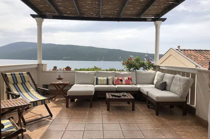 Apartament wakacyjny dla 5 osób, z balkon w Herceg Novi