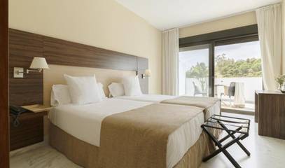 Chalet para 3 personas, con piscina para niños además de jardín y piscina en Córdoba