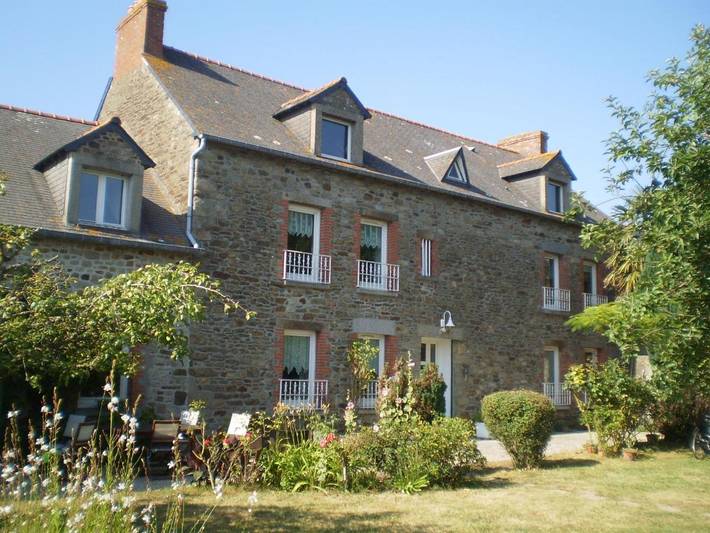 Chambre d’hôte pour 2 personnes, avec vue et jardin, animaux acceptés