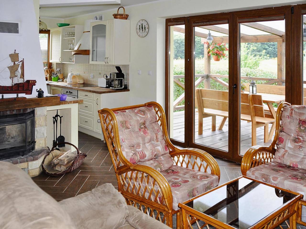 Ferienhaus, privater Garten und Seezugang in Rosnowo, Powiat Koszaliński
