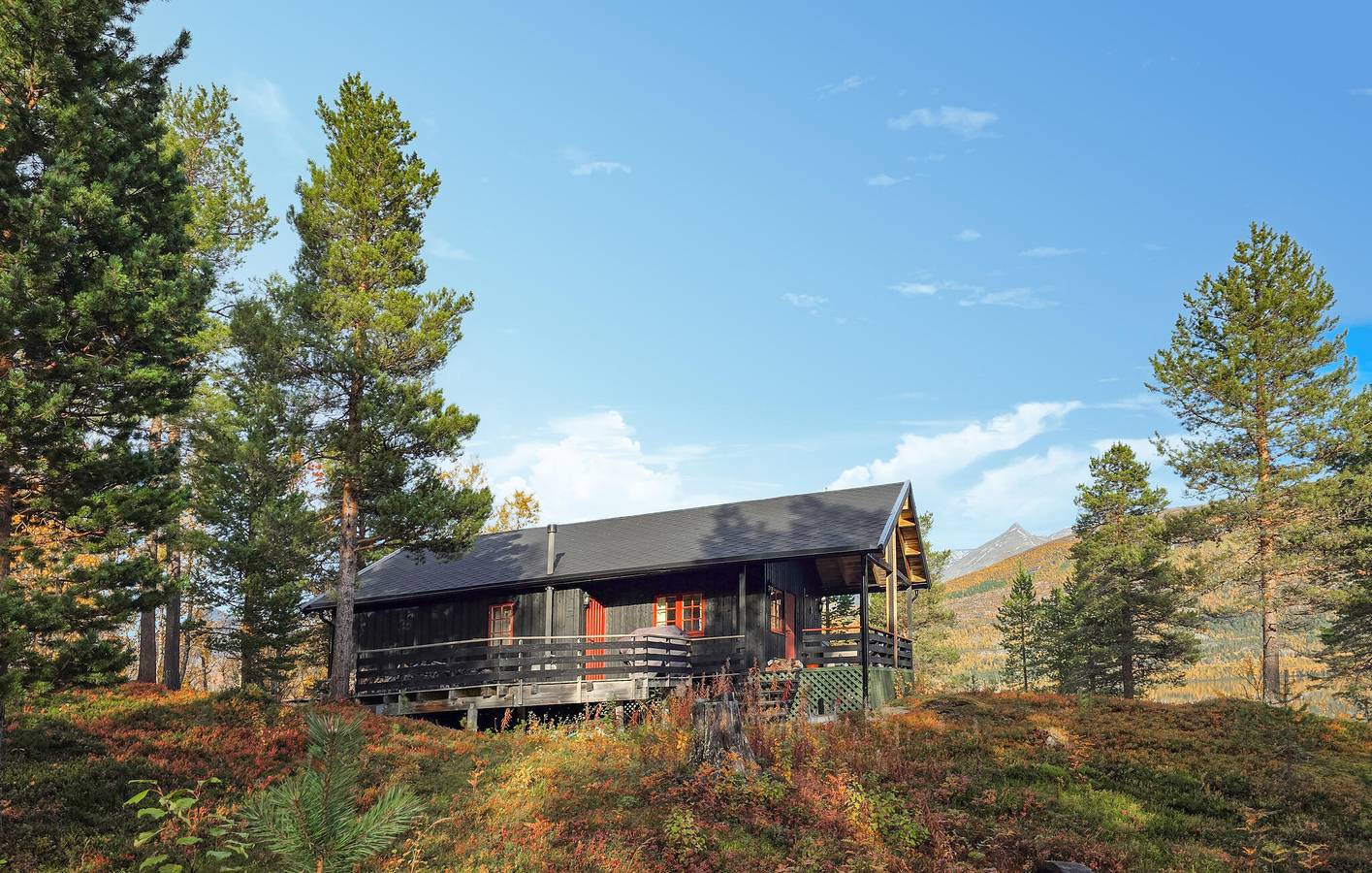 Holiday home for 5 people with terrace in Balsfjord