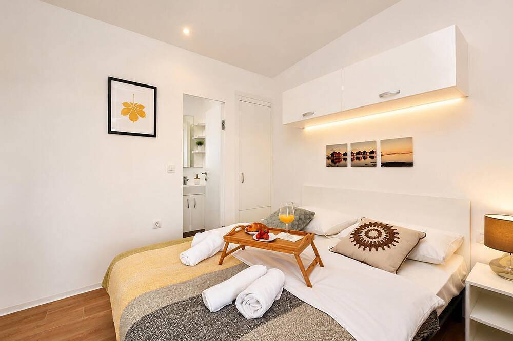 Stunning home in Zerava in Nin, Zadar
