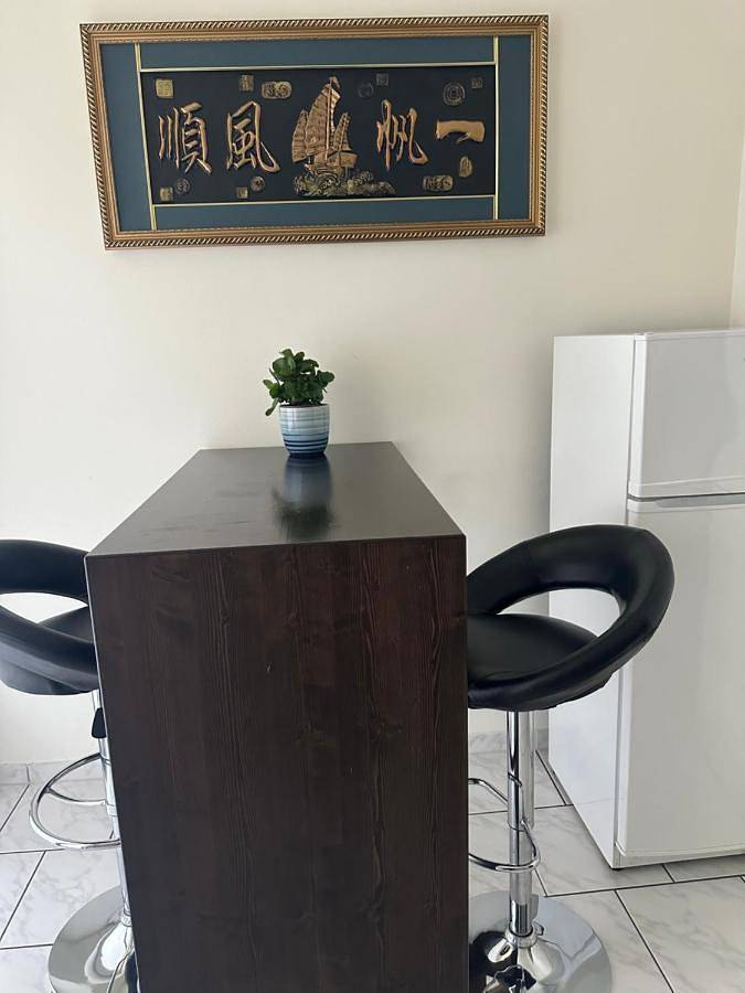 Geheel appartement, One-Bedroom Apartment in Phantasialand, Brühl