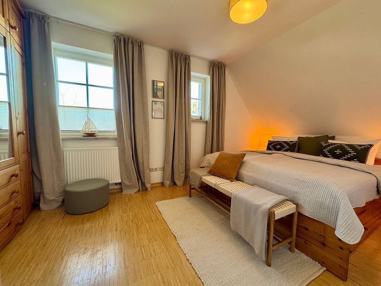 Ganze Wohnung, Komfortable Ferienwohnung mit Balkon, Kaminofen in Born a. Darß in Born a. Darß, Born am Darß