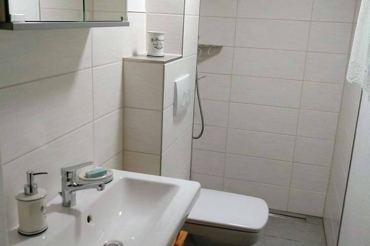 Ganze Wohnung, Weinberg-Bungalow 13, 2 Schlafräume - Ferienhäuser Weinberg Prossen in Porschdorf, Bad Schandau