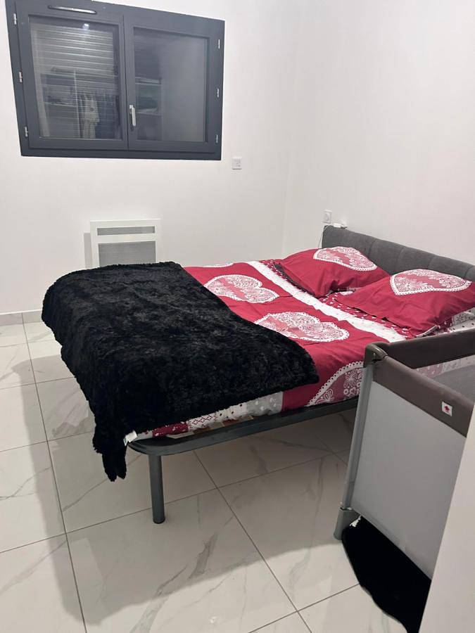 Appartement entier, Appartement + piscine et extérieur in Rivesaltes, Côte méditerranéenne (France)