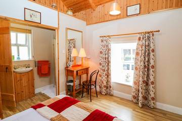 Cottage for 2 People in County Cork, Photo 4