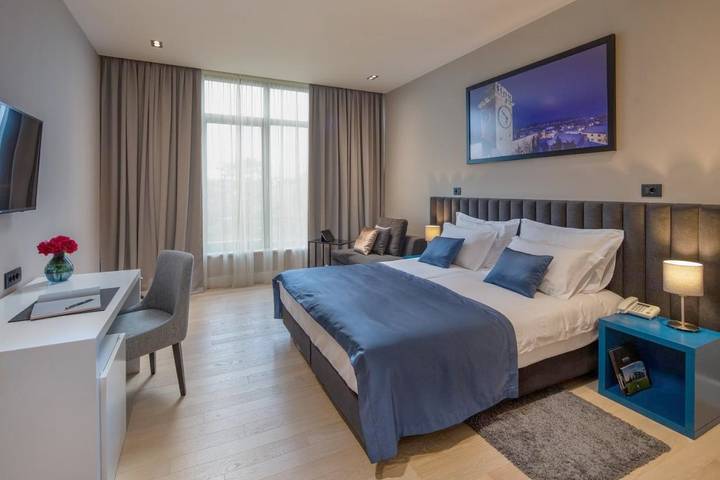 Ferienwohnung für 2 Personen, mit Ausblick in Sinj