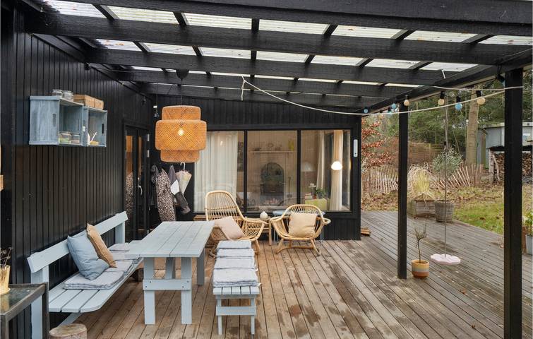 Ferienhaus für 6 Personen mit Terrasse in Strøby, Stevns und Umgebung