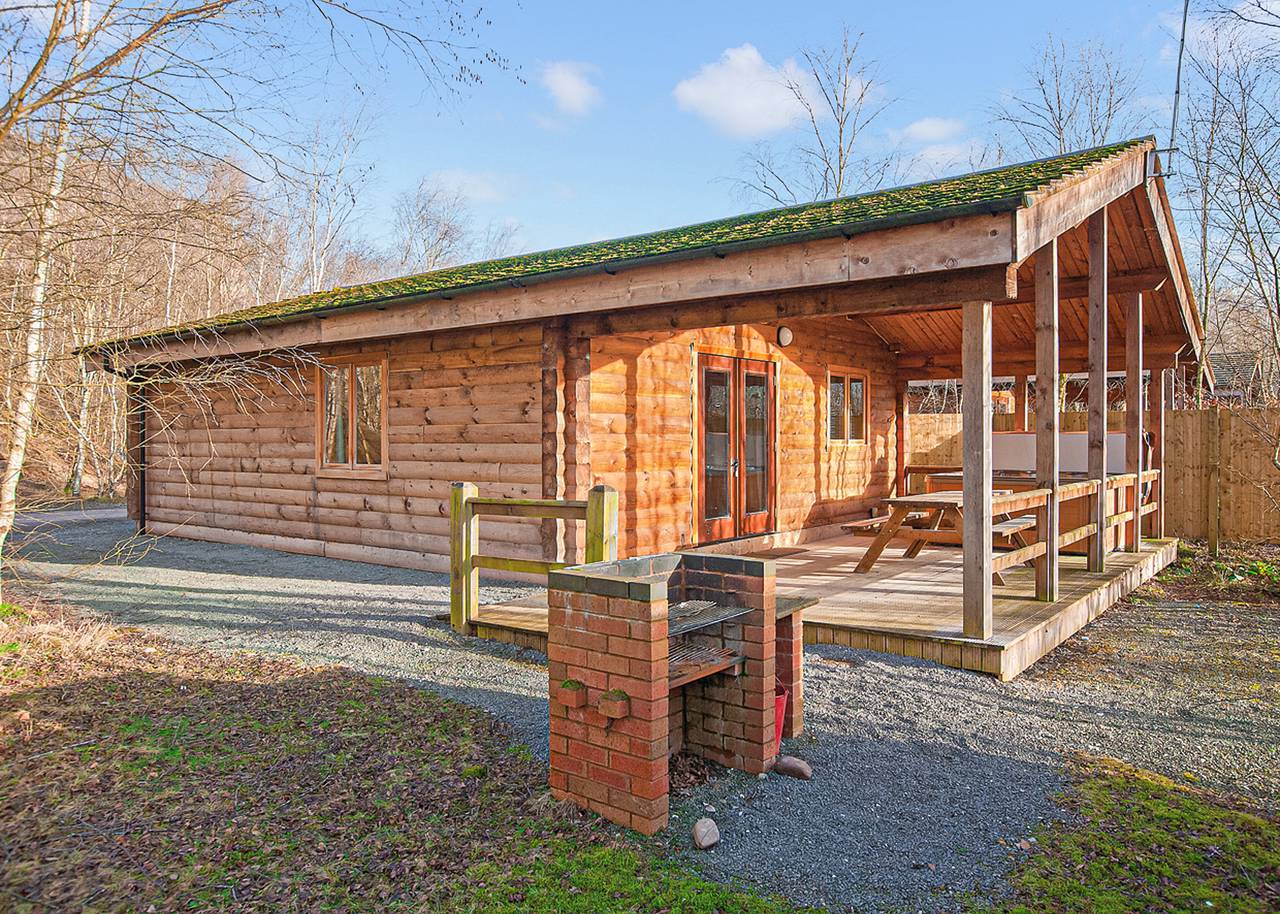 Badger Log Cabin 6 (Pet) in Alton Towers Theme Park, Staffordshire