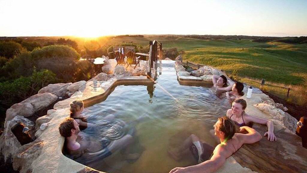 270 Grad - Atemberaubende Aussicht, offenes Feuer. Familien- und hundefreundlich. in Melbourne, Mornington Peninsula