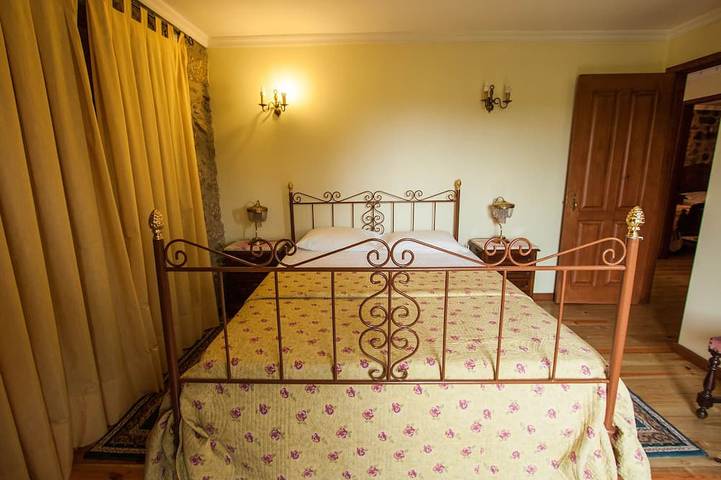 Location de vacances pour 6 personnes, avec piscine ainsi que jardin et balcon dans Ponte da Barca - 3