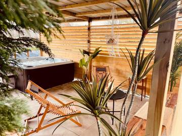 Chambre d’hôte pour 4 personnes, avec jardin et jacuzzi à Corseul